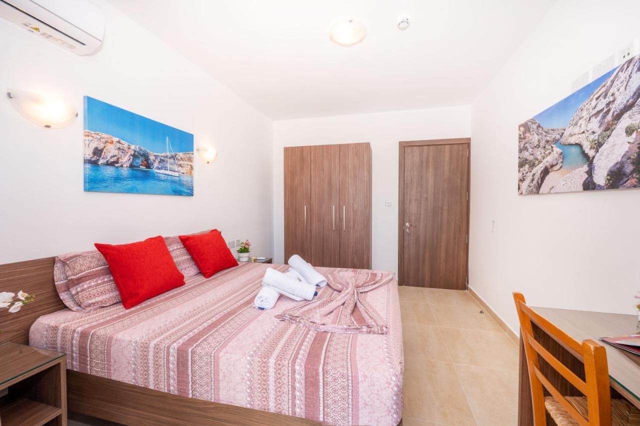 Sea Bliss Apartments With Terrace Just Off Seafront In St Paul'S Bay - By Getawaysmalta St. Paul's Bay Buitenkant foto