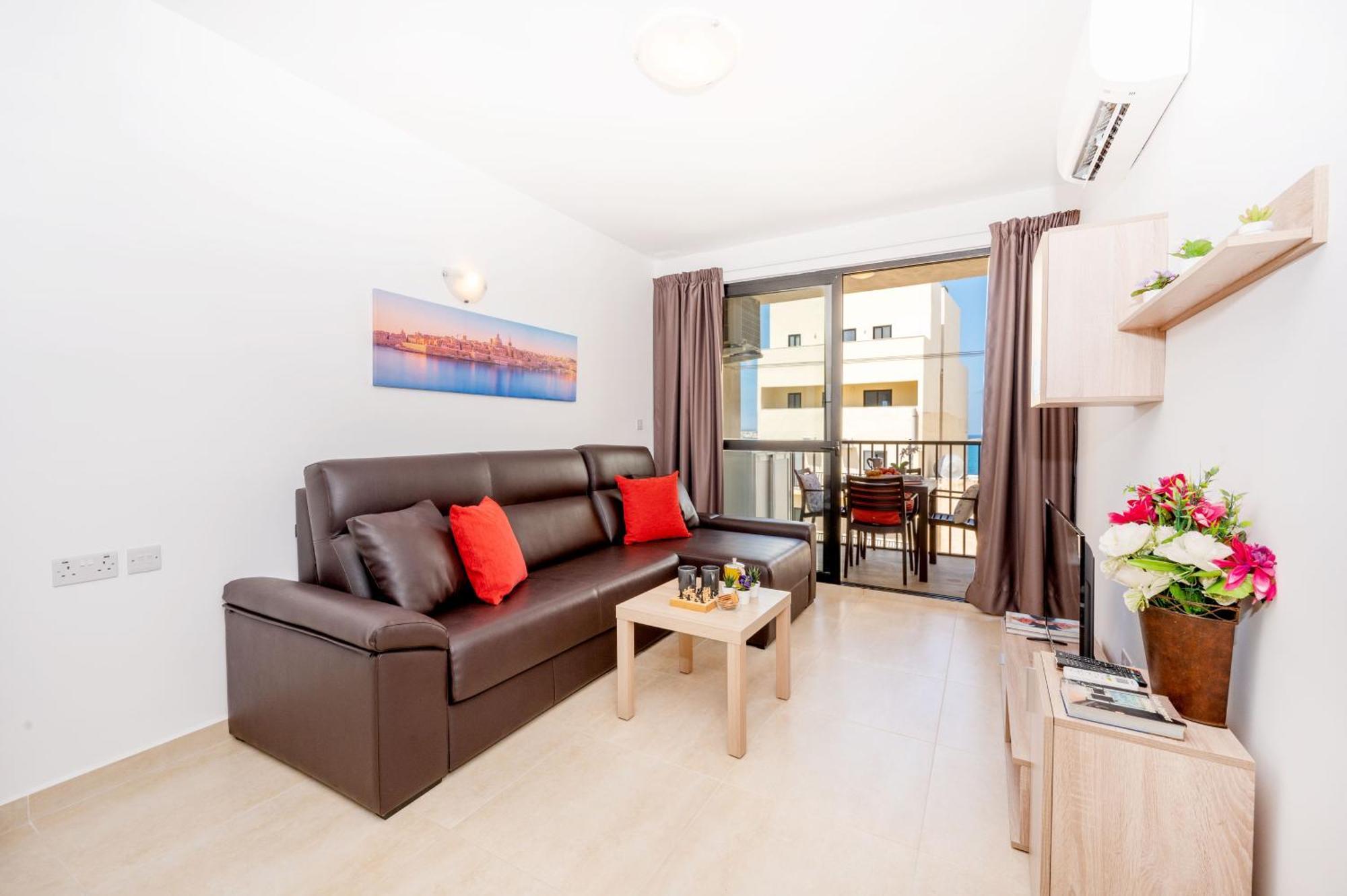 Sea Bliss Apartments With Terrace Just Off Seafront In St Paul'S Bay - By Getawaysmalta St. Paul's Bay Buitenkant foto